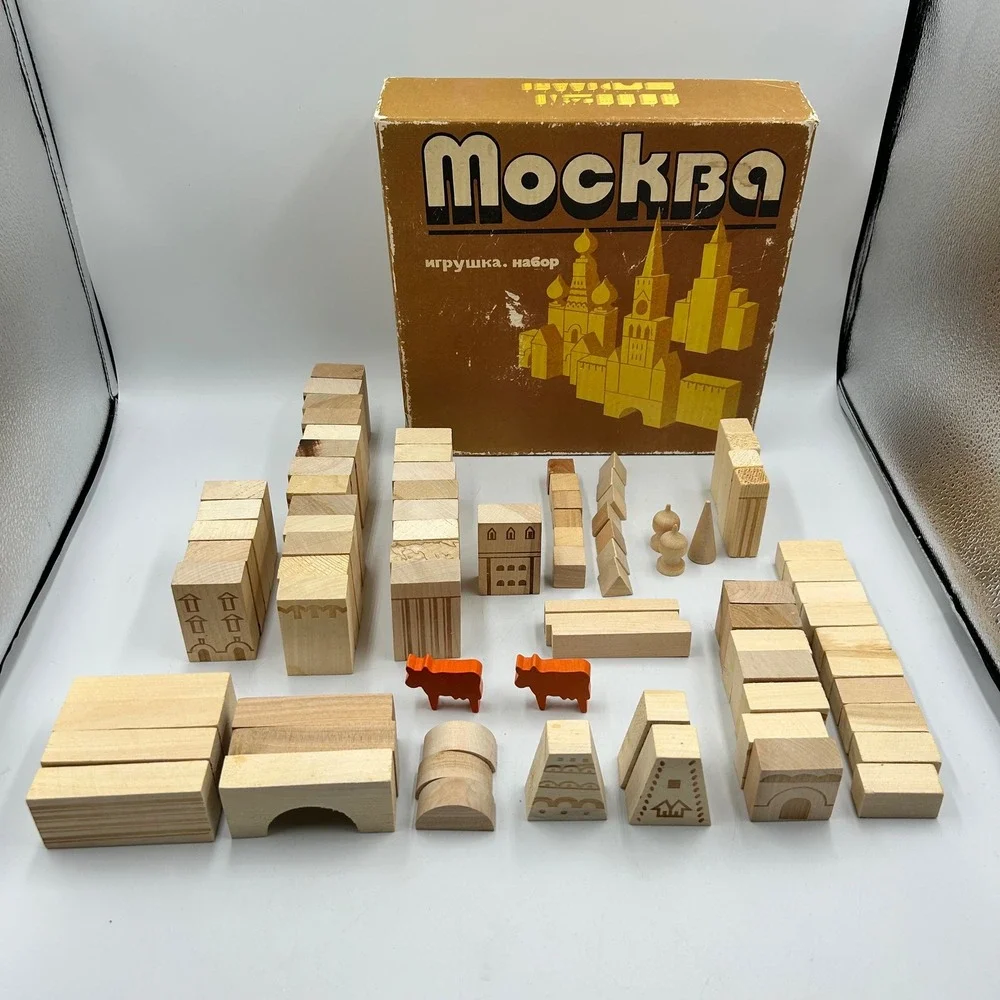Vintage Moscow Wooden Building Blocks Mockba Tan Kids OS Architectural Set READ